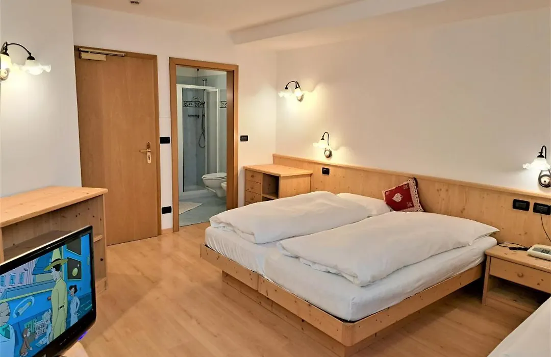 Albergo Arnica-1
