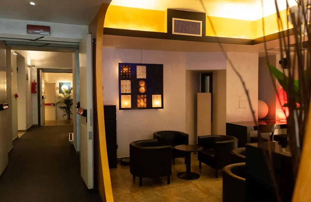 Hotel Re Di Roma-1