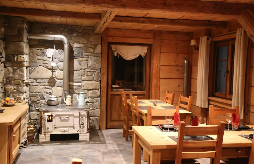 Chez La Fine-1