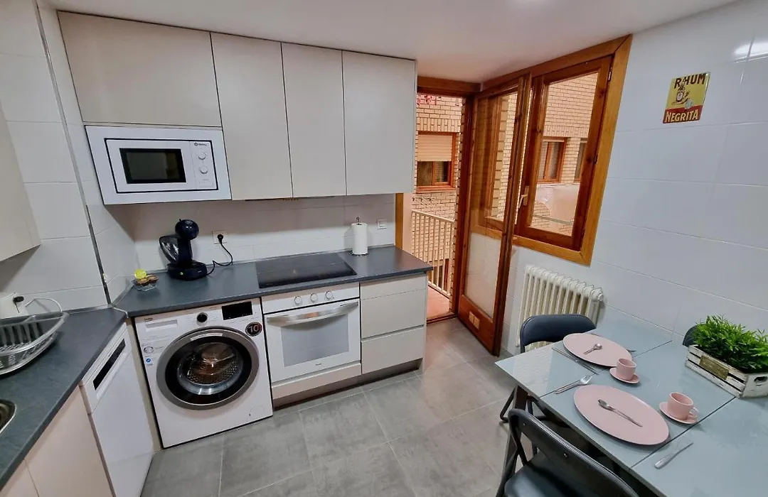 Apartamento Montse Zaragoza-1