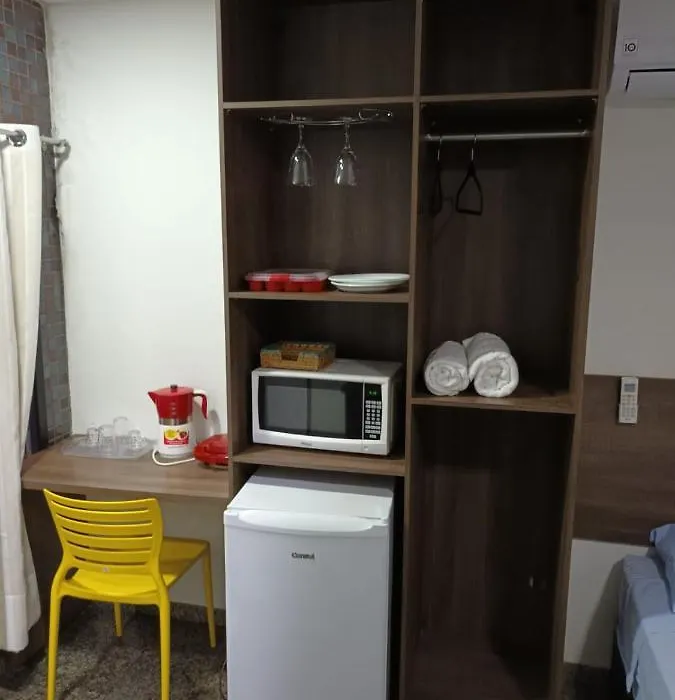 SEGUNDA CASA - Seu cantinho em Guarapari, 1 minuto a pé da Praia do Morro! Suítes confortáveis e modernas - Para casal ou para grupos de até 4 pessoas-1