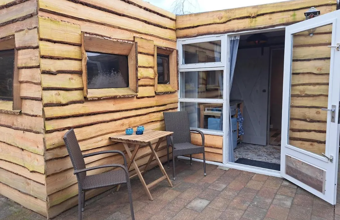 Bnbheerhugowaard Wooden-1