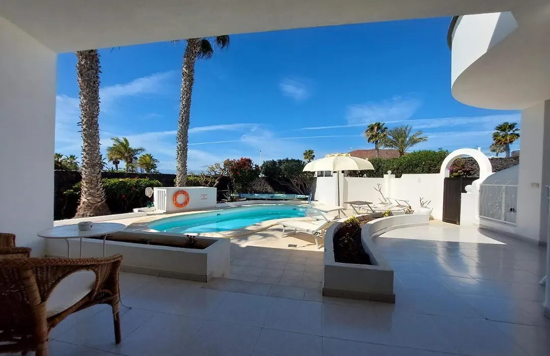 Sol y Luna Room&Suite Lanzarote Holidays - Heated pool!-1
