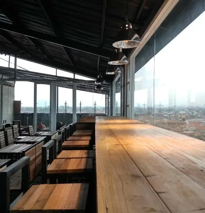 Idea'S Hotel Jalan Ibrahim Aji-1