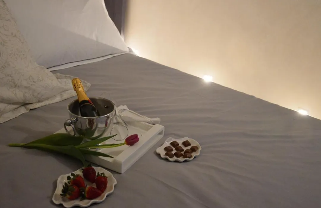 Mare Rooms Bari Old Town Center-1