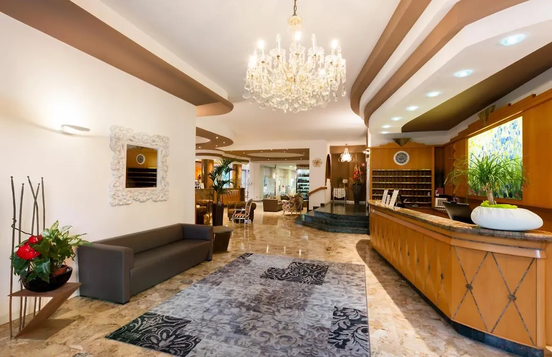 Hotel Italy-1