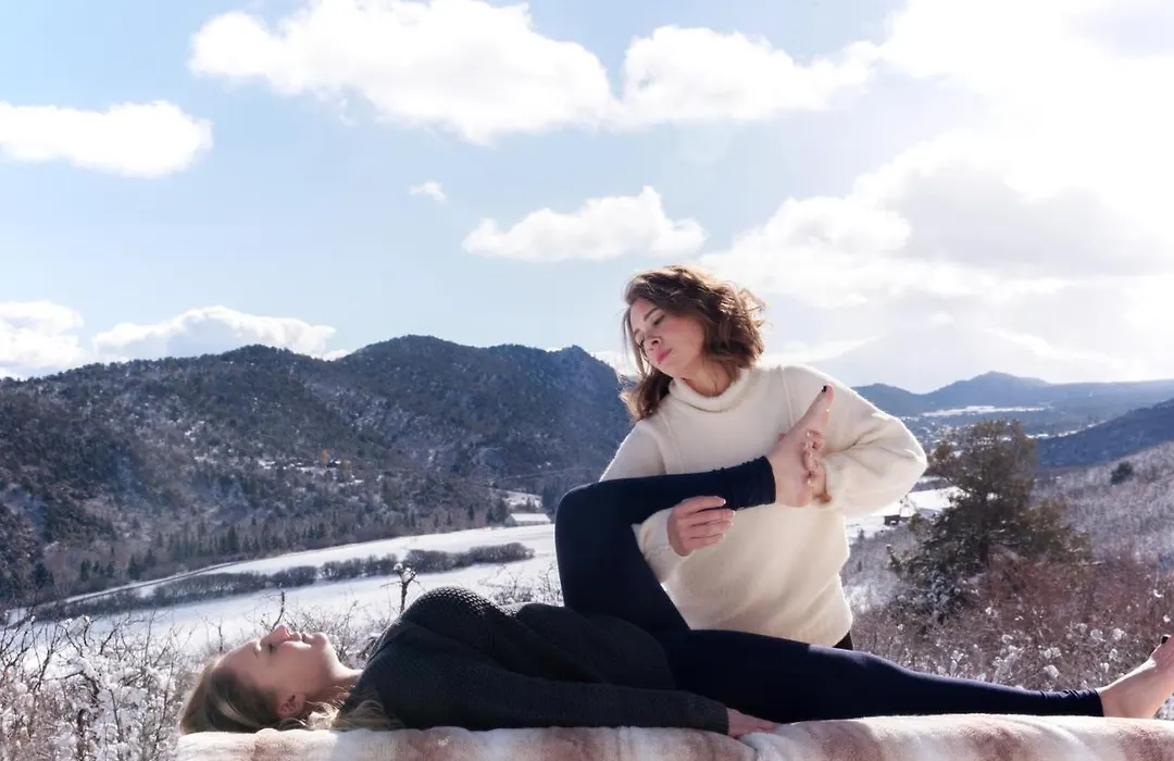 Wanderer Studio, An Off Grid Mountain Guest Studio With Fantastic Views-1