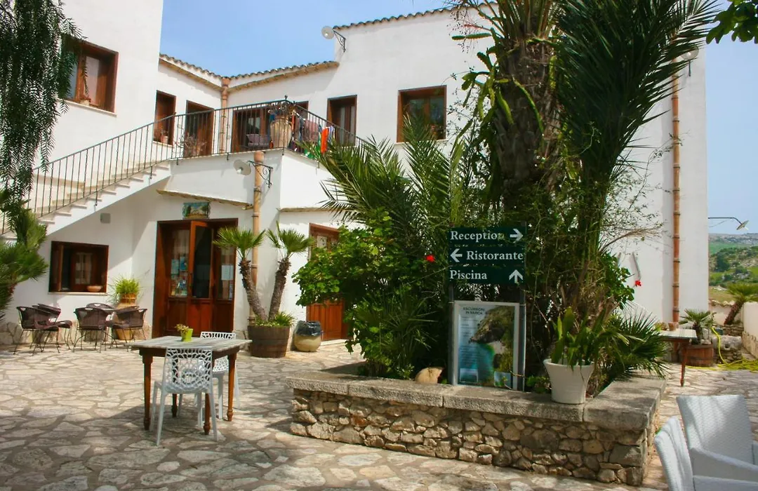 Hotel Il Cortile-1