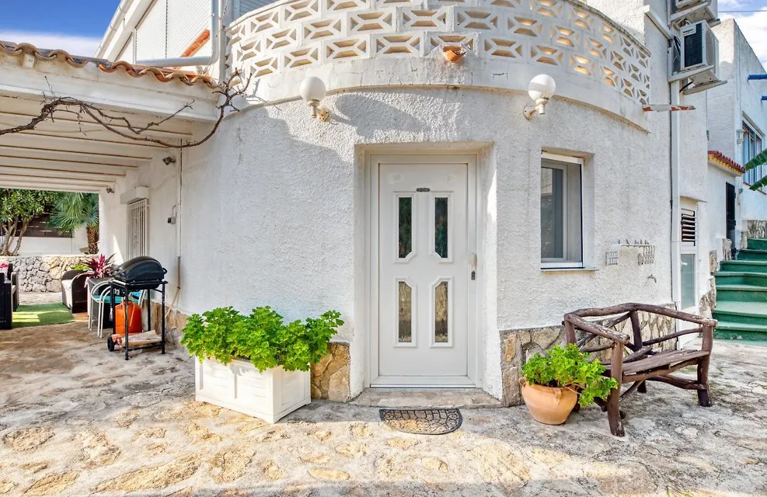 Room In Apartment - Apartments With Views Pool Barbecue Wifi-1