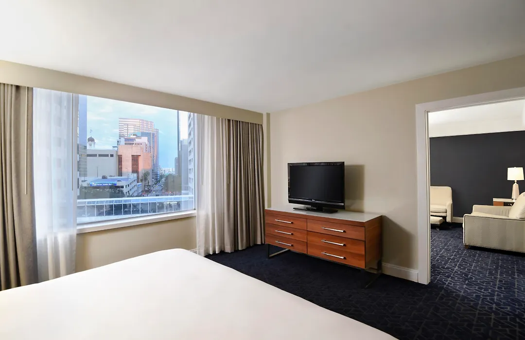 Hotel Tampa Riverwalk-1