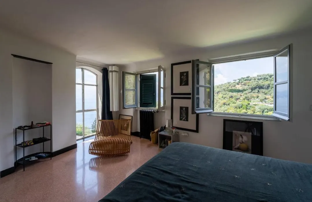 Room In Villa - Villa With 5 Bedrooms And A Splendid View-1
