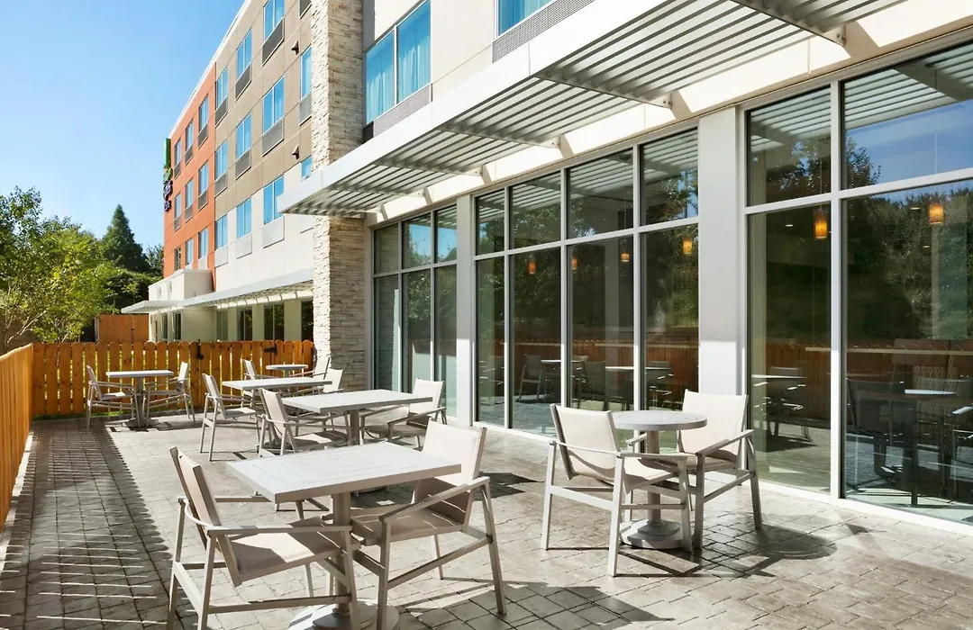 Holiday Inn Express & Suites Salisbury By Ihg-1