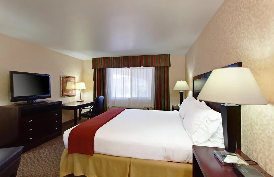 Holiday Inn Express Temecula By Ihg-1
