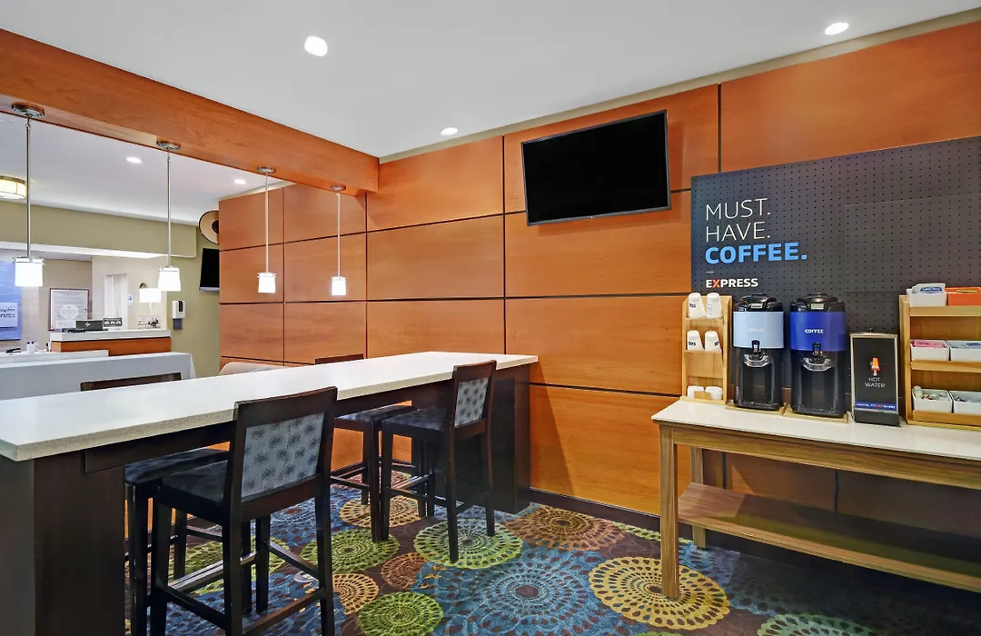 Holiday Inn Express Marshall By Ihg-1