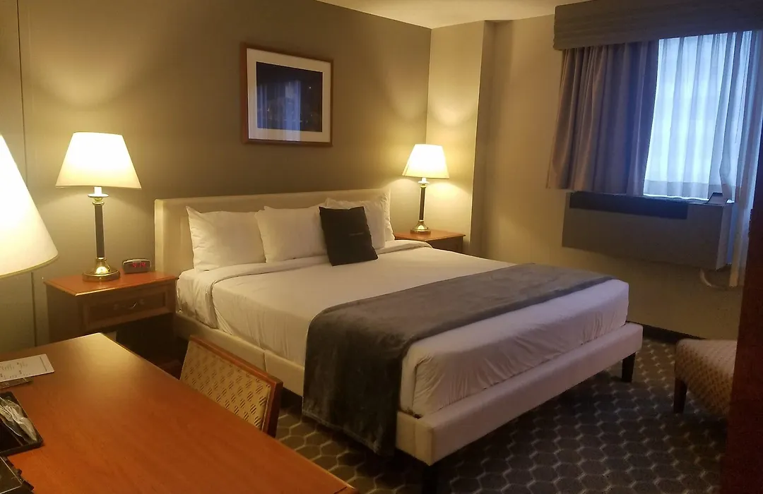Inn Of Chicago-1