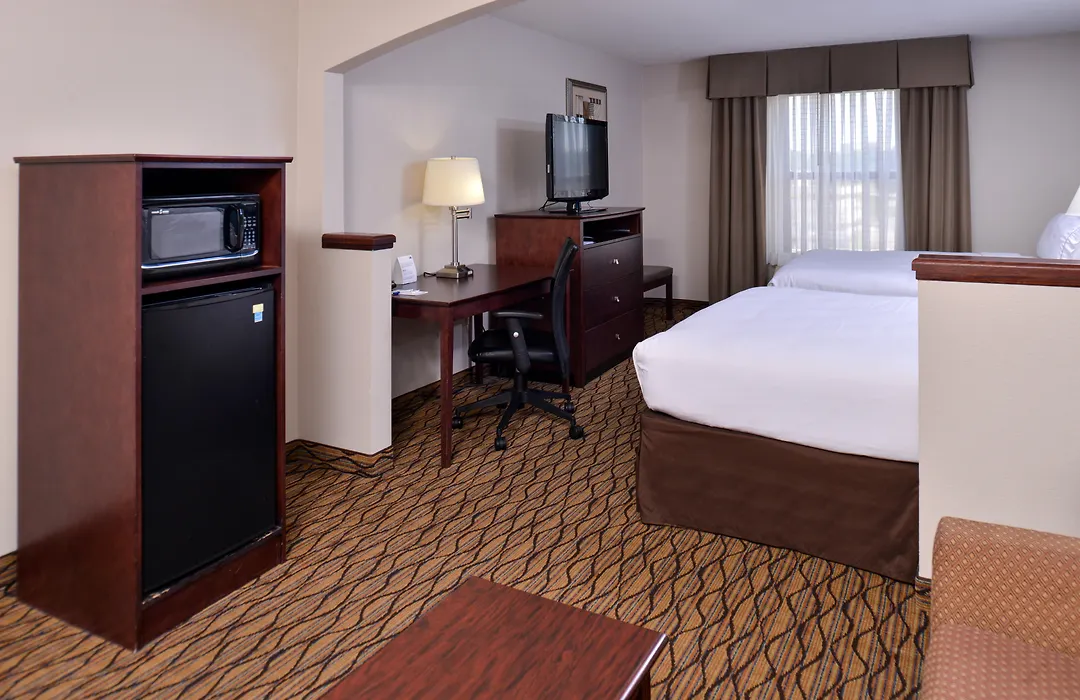 Holiday Inn Express & Suites Central Omaha By Ihg-1