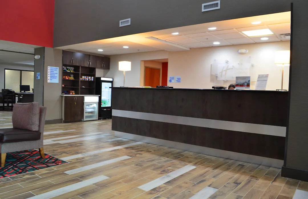 Holiday Inn Express Madison-1
