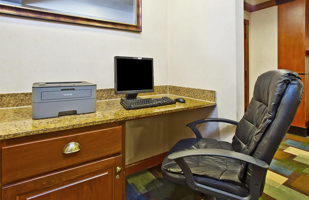 Holiday Inn Express Hotel & Suites East Lansing By Ihg-1
