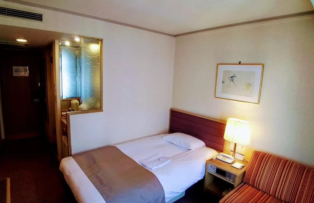 Tokyo Grand Hotel-1