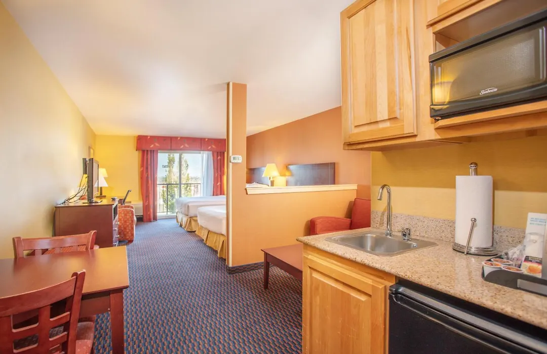 Holiday Inn Express Hotel & Suites Richland-1