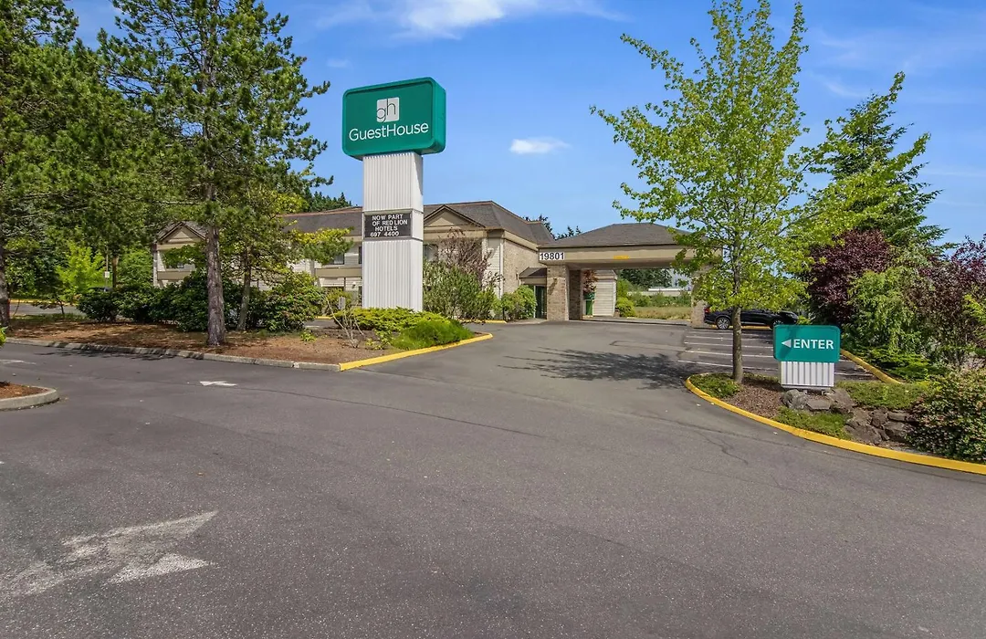 Guesthouse Inn & Suites Poulsbo-1
