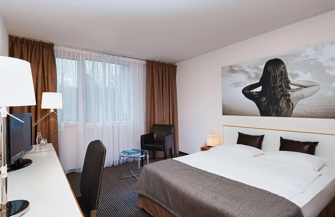 Tryp By Wyndham Wuppertal-1