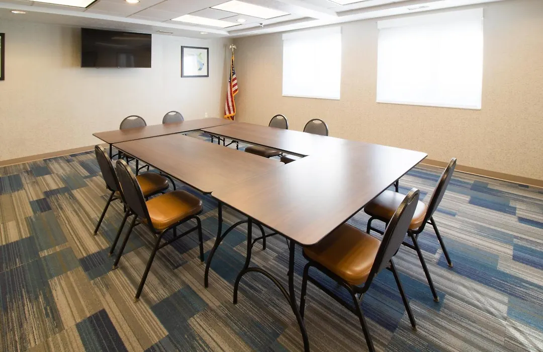 Holiday Inn Express & Suites - Worthington By Ihg-1