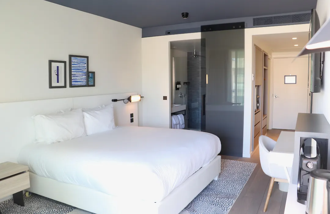 Hotel Indigo Cagnes-Sur-Mer By Ihg-1