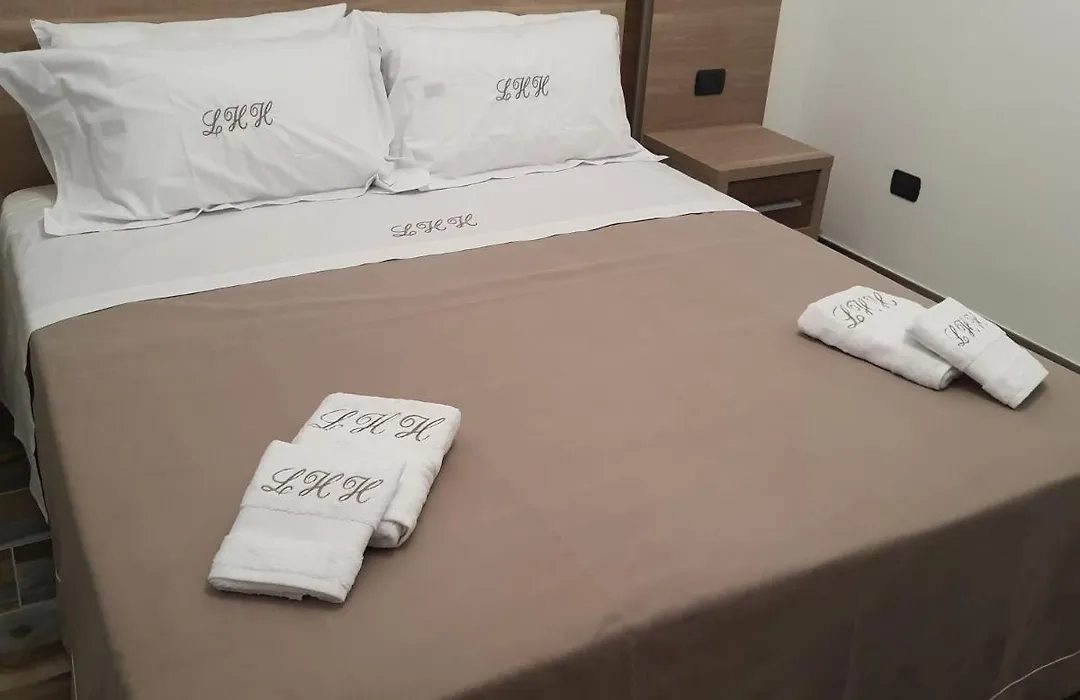 Luxury Holiday House-1