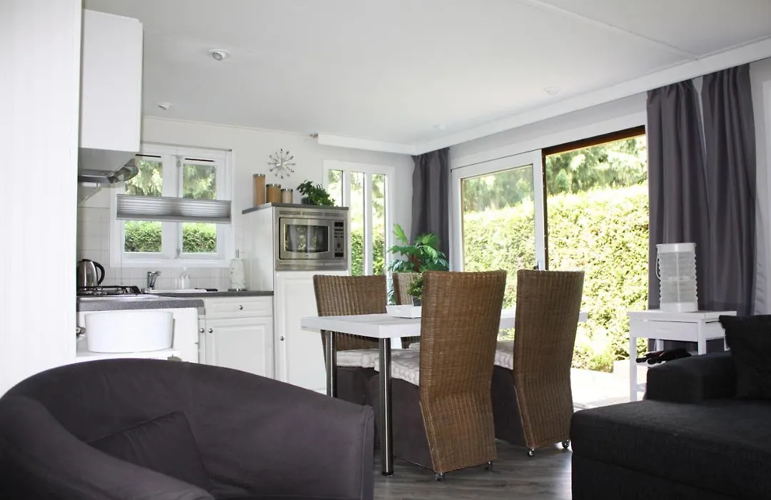 Chalet De Vrijheid-1