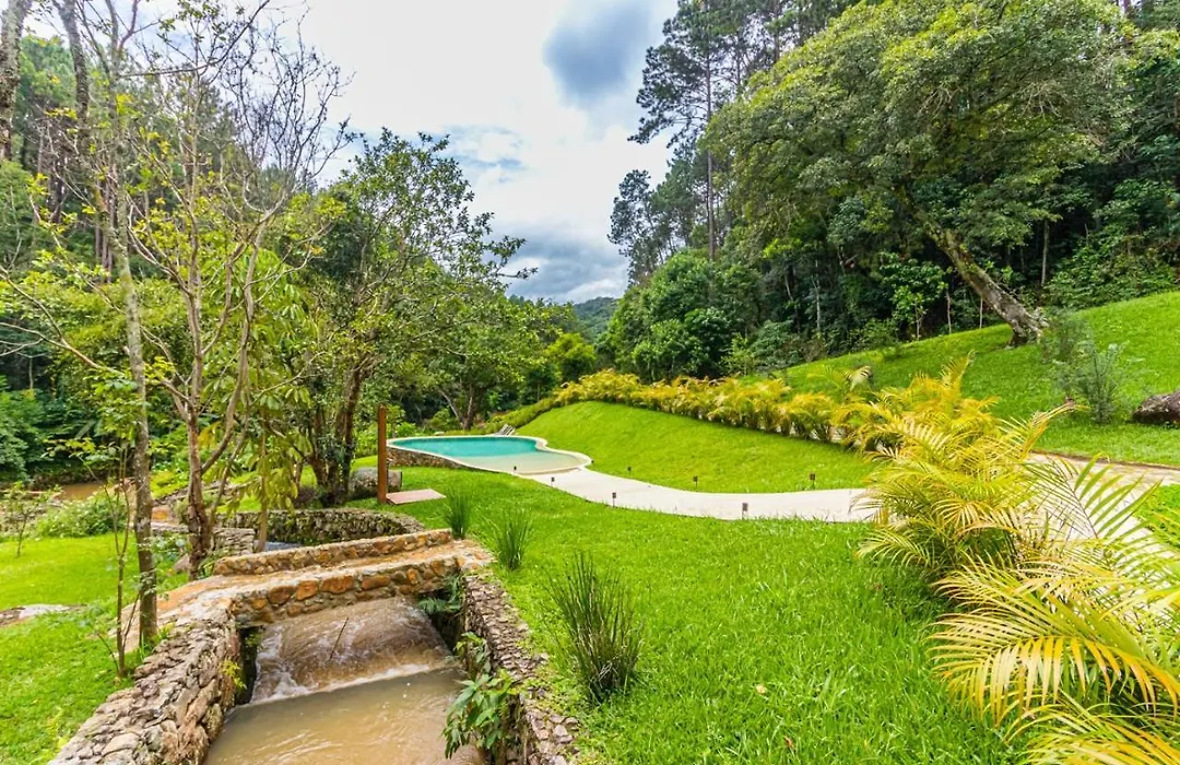 Villa Tanah-1
