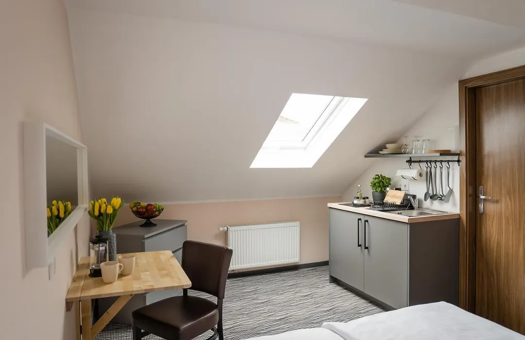 Point Hotel Apartments&Rooms-1