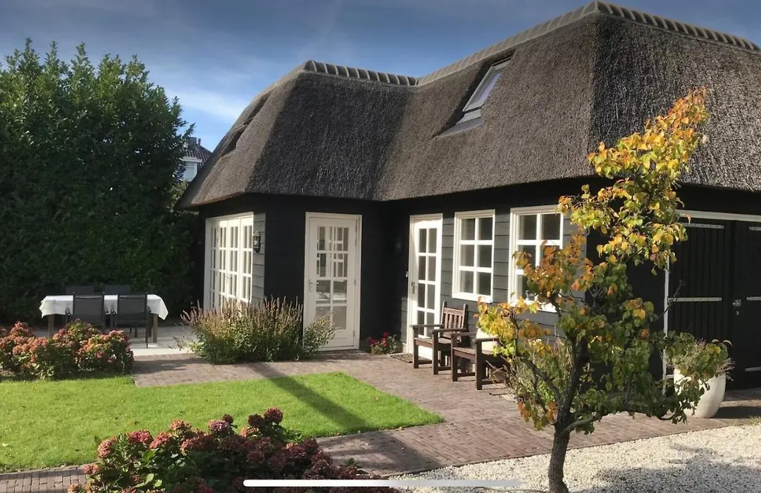 Private Romantic Cottage Utrecht-1