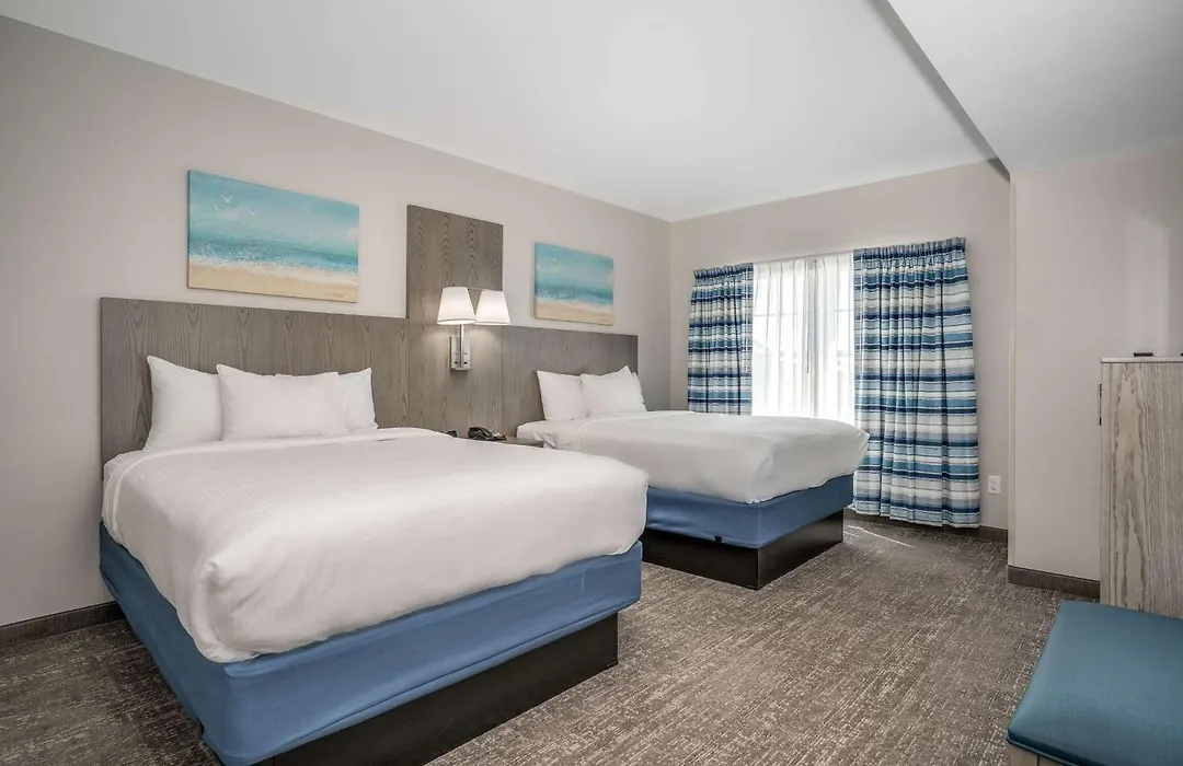 Lighthouse Suites - Best Western Signature Collection-1