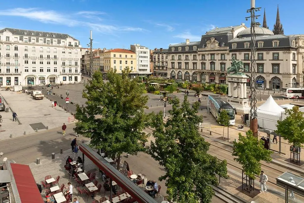 The Originals Boutique Hotel Le Lion Clermont-Ferrand-1
