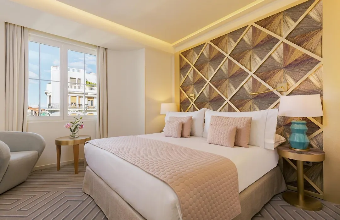 Room Mate Macarena – Gran Vía-1