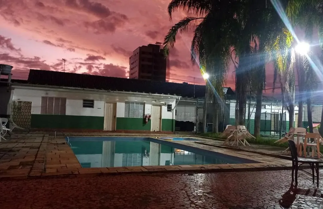 Pousada Praia Grande - Rua Ernesto Vergara ,511-1