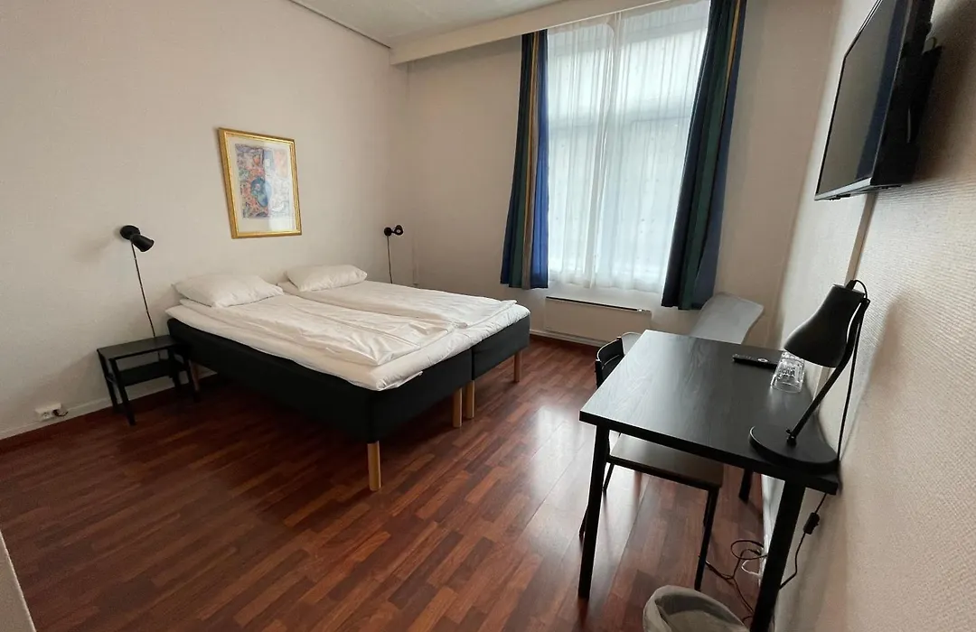 One Bedroom Apartment In Oslo, Skippergaten 19-1