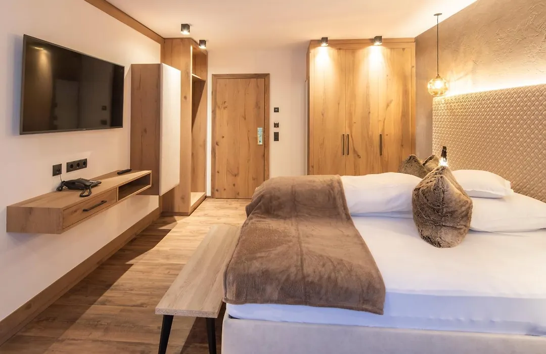 Superior Hotel Post Ischgl-1
