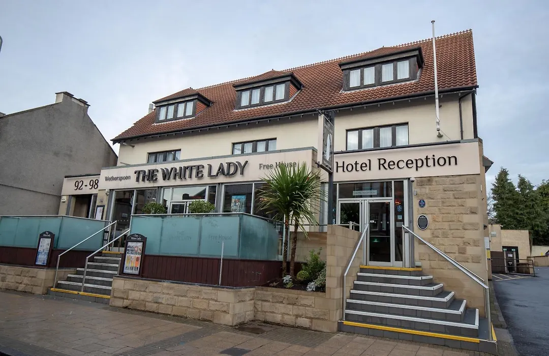 The White Lady Wetherspoon-1