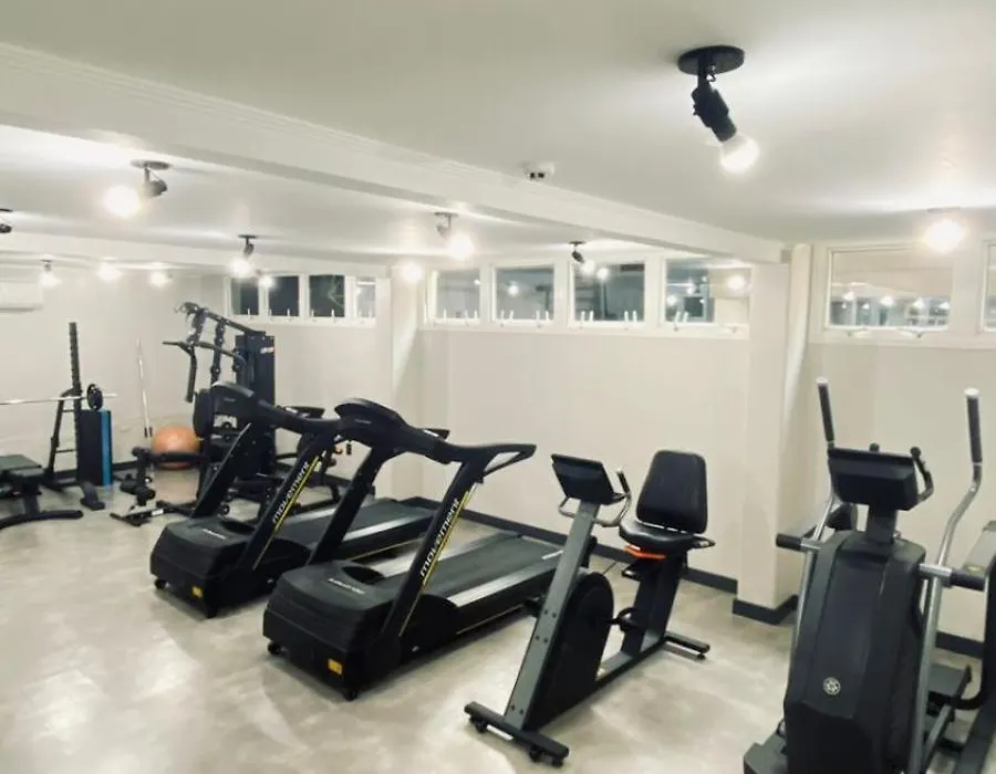 Oitis Hotel-1