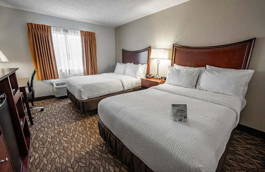 Christopher Inn And Suites-1