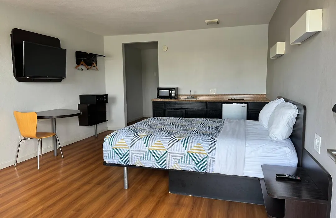Motel 6-Delano, Ca-1