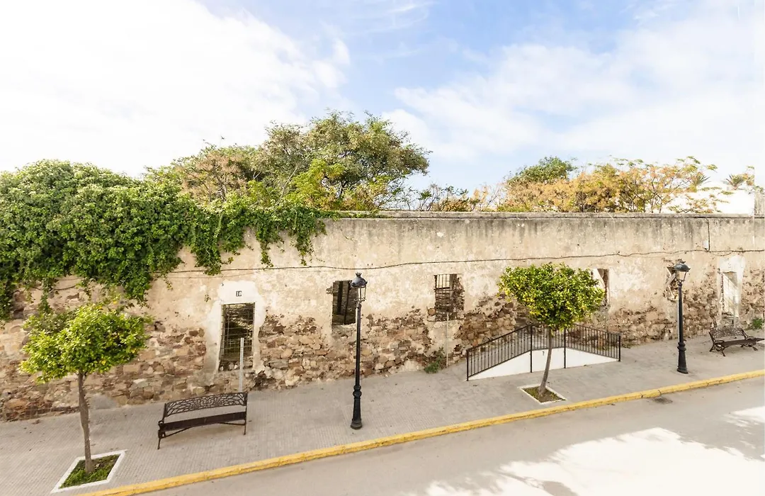 Hostal La Muralla-1