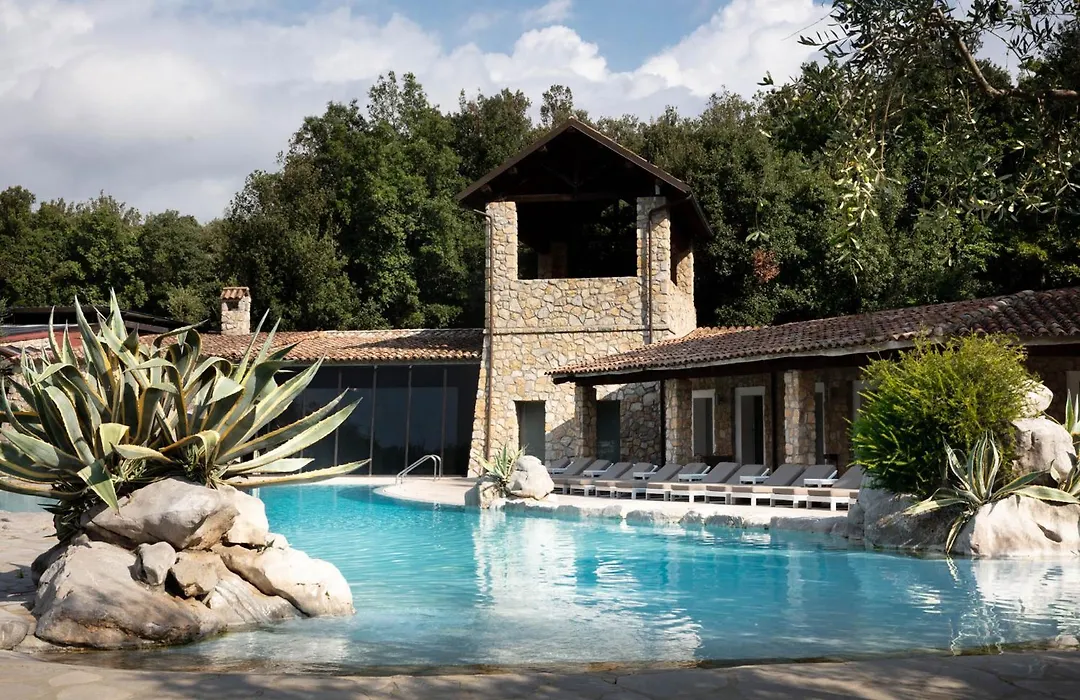 Aquapetra Resort & Spa-1