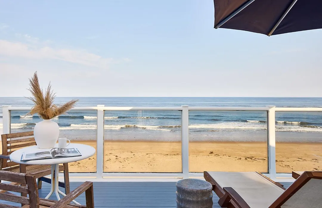 Blue - Inn On The Beach-1