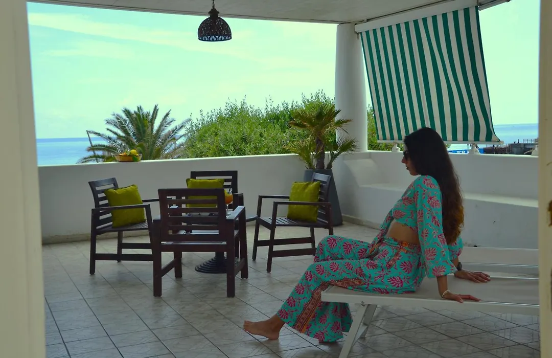 Stromboli Suite Apartment With Terrace Volcano & Sea View-1