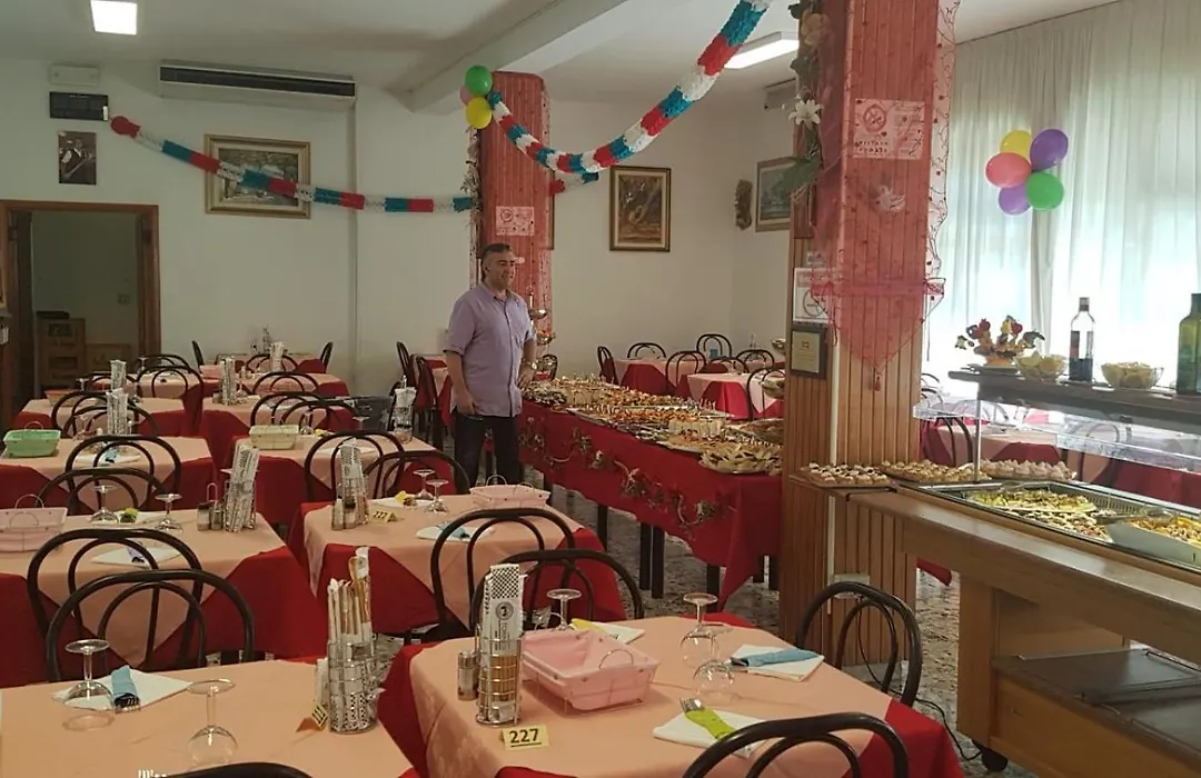 Hotel Esedra-1
