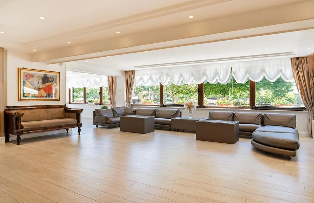 Hotel Edelweiss-1