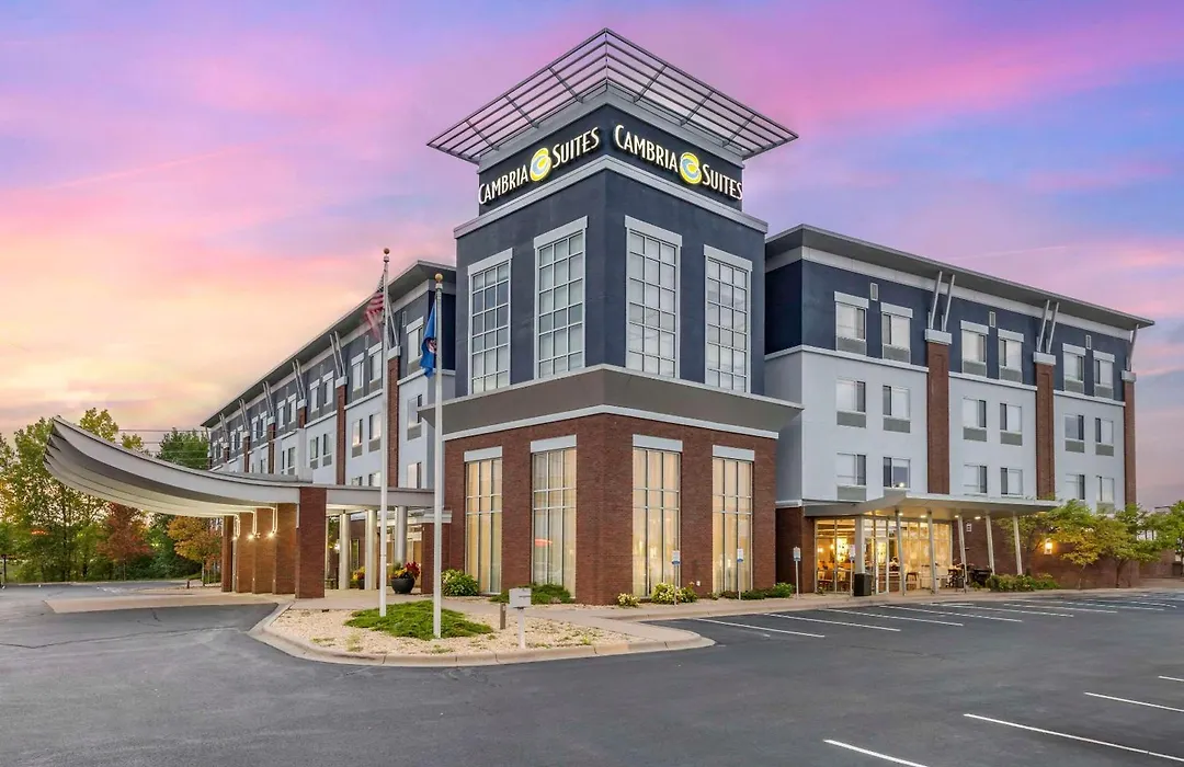 Cambria Hotel Minneapolis Maple Grove-1